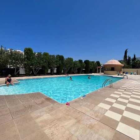 Queens Gardens Paradise Vip, Pool, Mall, Sea パ フォス エクステリア 写真